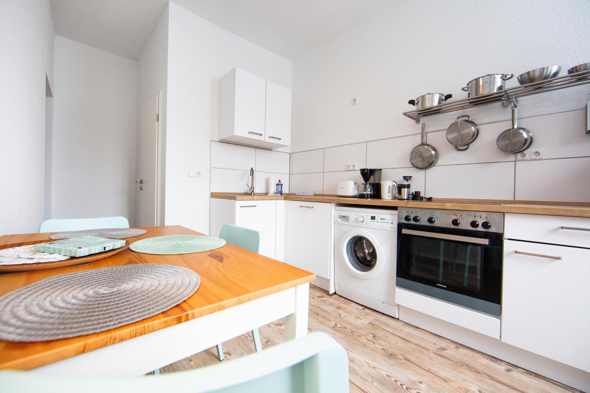 Grossraum-Apartments Mit 2Sz, Wz, Kueche, Smart-Tv, Parken, Etc إرفورت الغرفة الصورة