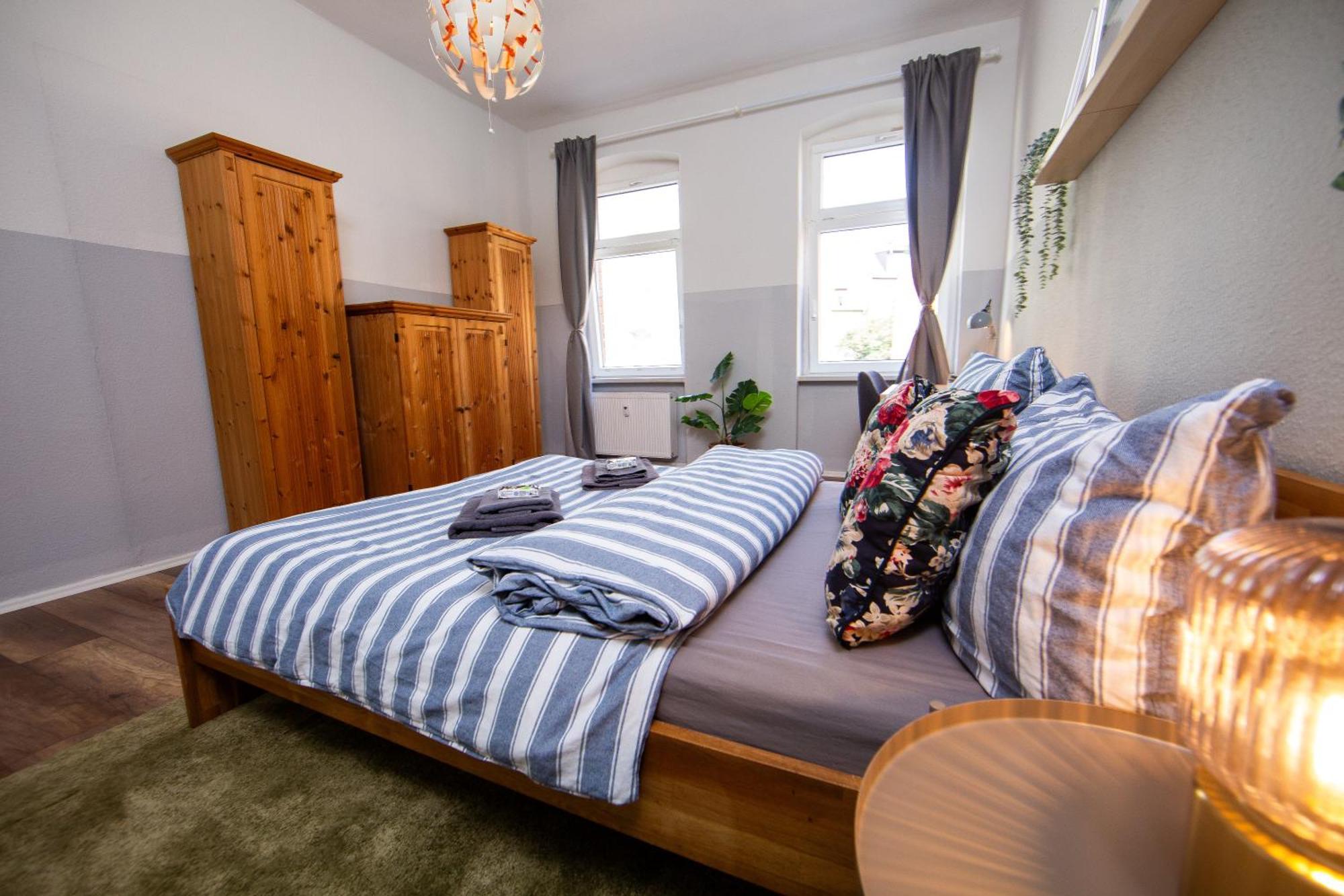 Grossraum-Apartments Mit 2Sz, Wz, Kueche, Smart-Tv, Parken, Etc إرفورت الغرفة الصورة